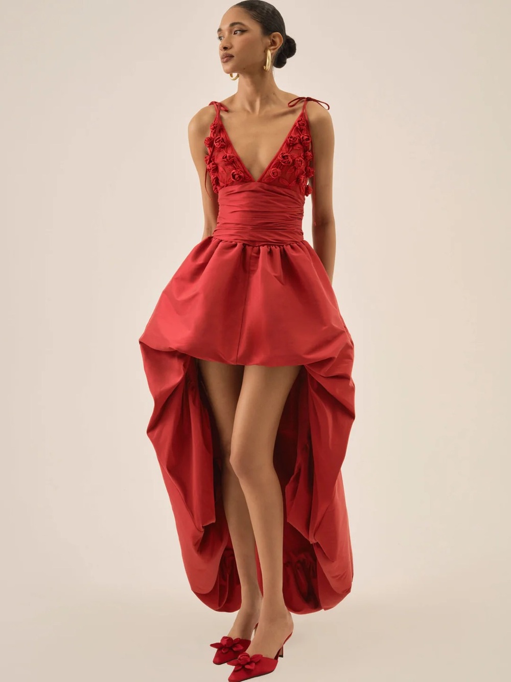 $689 For Love And Lemons “Esmeralda” High-Low Appliqué Gown in Red Sz 6